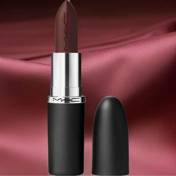 New “Antique velvet” MACximal silky matte lipstick - Picture 3 of 10